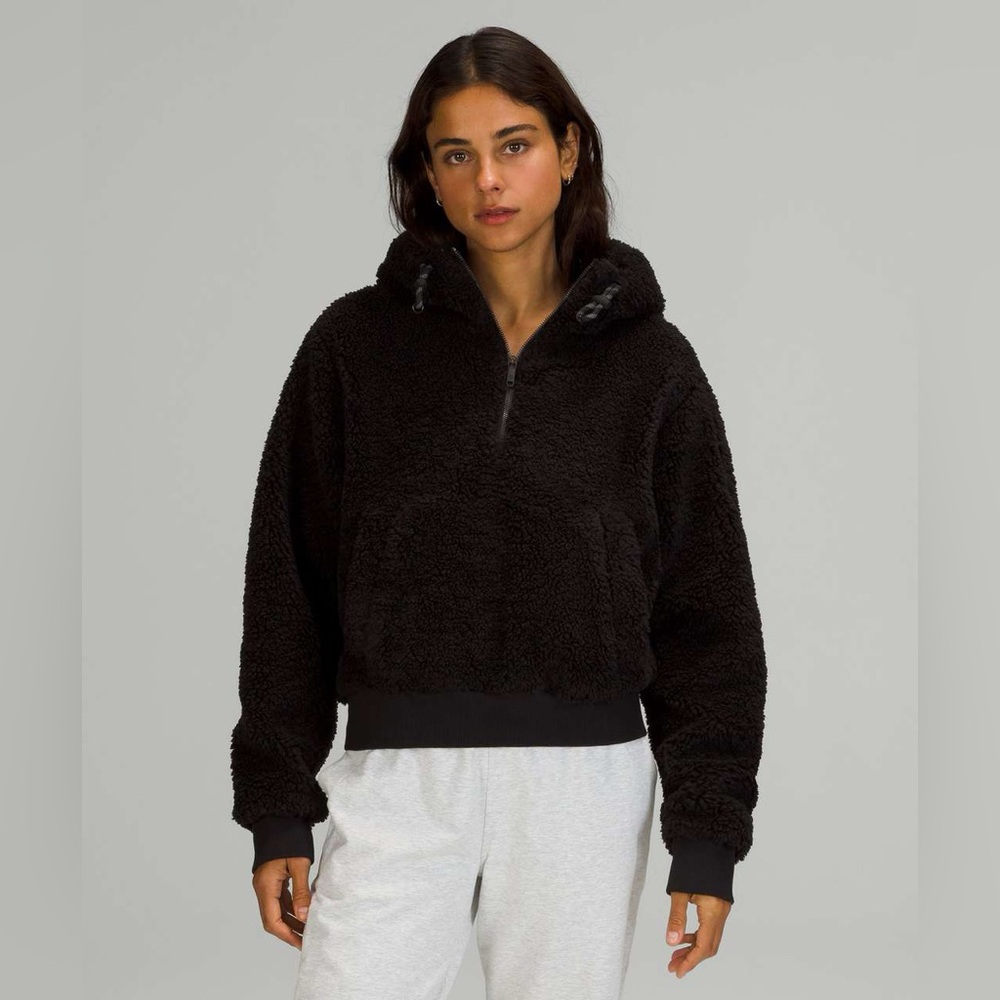 lululemon textured fleece 1/2 zip size 4